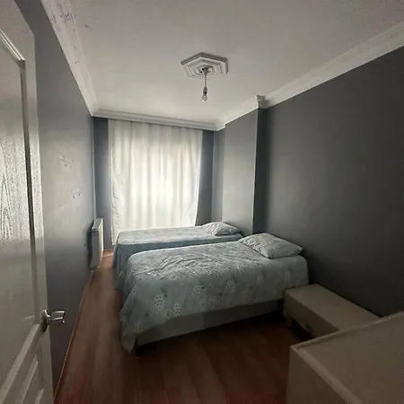 شقة دوبلكس تطل على وسط المدينة Duplex With A Center View 31 Apartment *