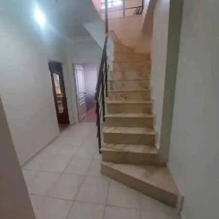 شقة دوبلكس تطل على وسط المدينة Duplex With A Center View 31 *